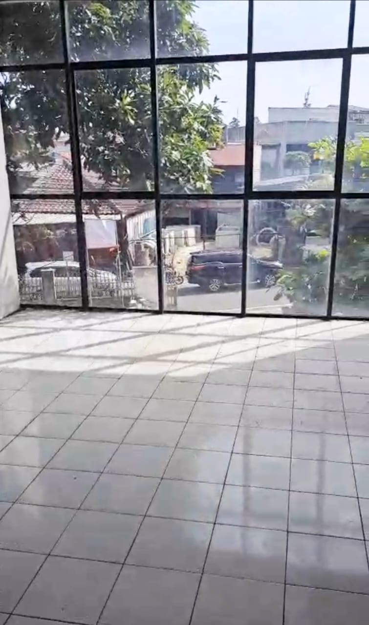 Disewakan Ruko Gandeng Puri Indah, Kembangan Jakarta Barat