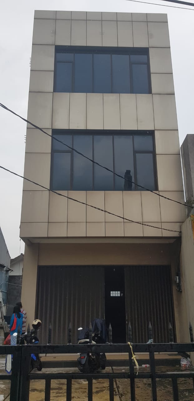 Dijual Ruko 3,5 Lantai di Area Ciledug, Tangerang