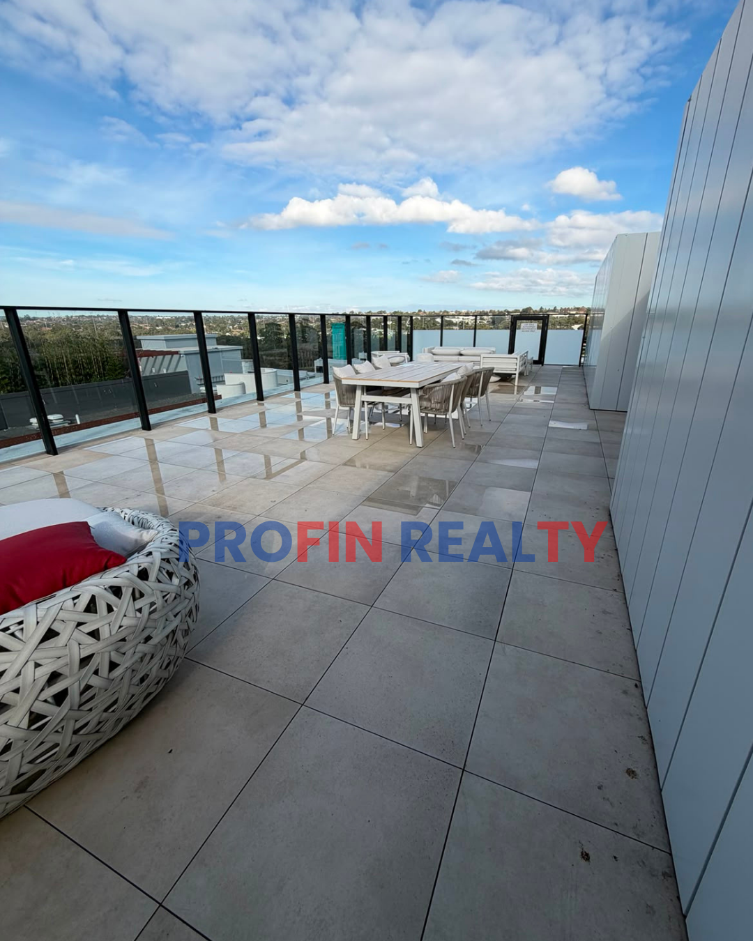 ✨ Serenrow Penthouse, Melbourne ✨