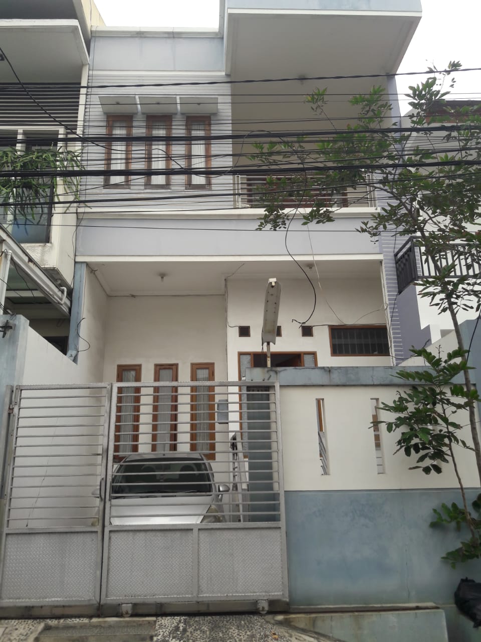 Dijual Rumah Minimalis 2 lantai Tomang