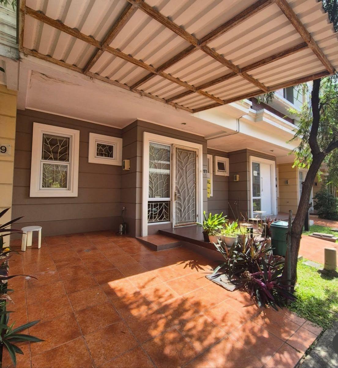 Di Jual Rumah Amariilo village, Gading Serpong Tangerang
