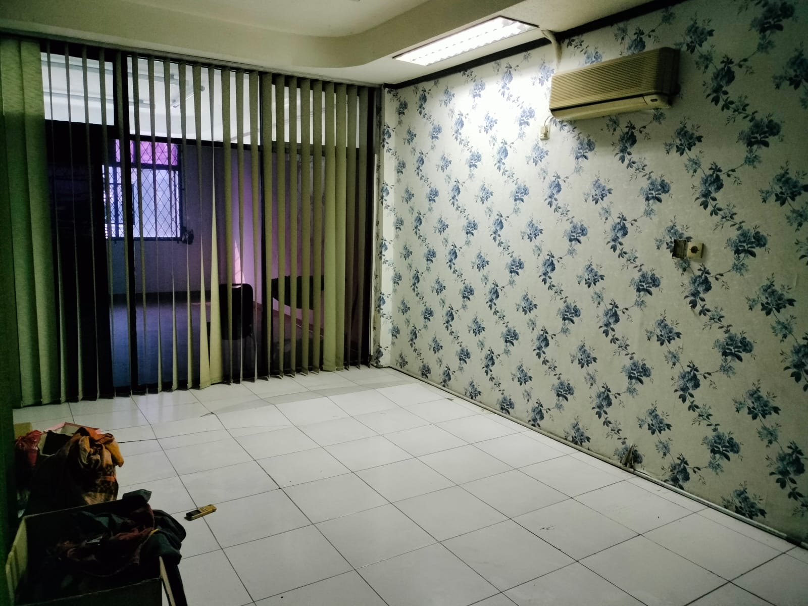 Dijual Ruko di Hasyim Ashari Jakarta Pusat