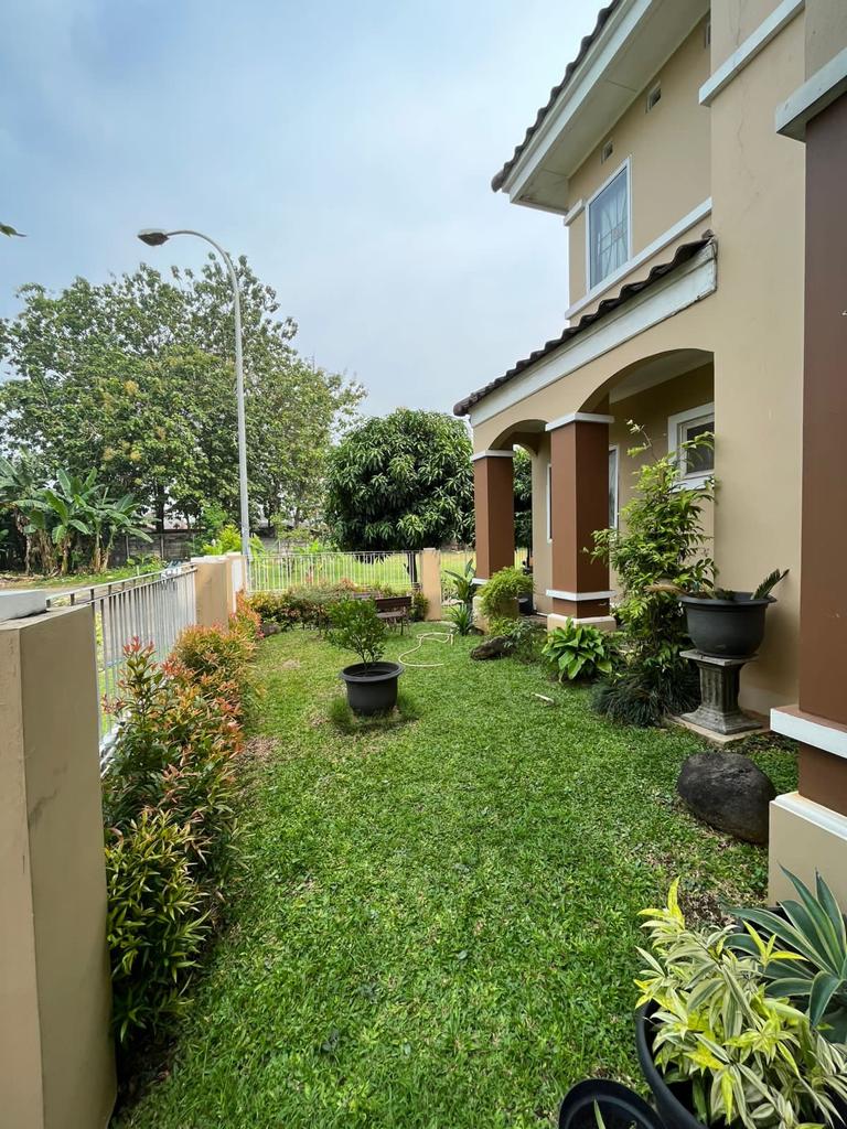 Rumah Apik Dan Nyaman di Puspita Loka, Bsd, Tangerang