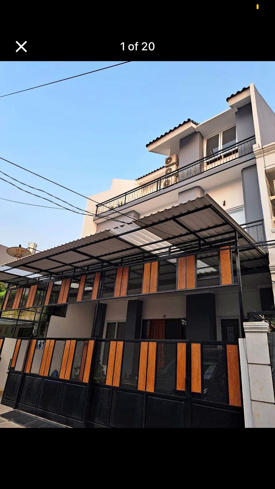 Di Jual Rumah Mewah 3 lantai + rooftop di Sunrise Garden, Kebon Jeruk Jakarta Barat