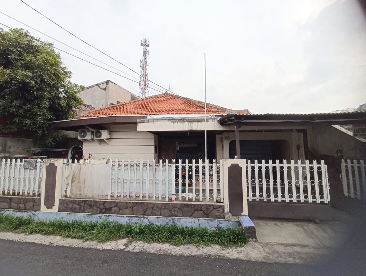 Dijual Rumah Palapa, Kedoya Jakarta Barat