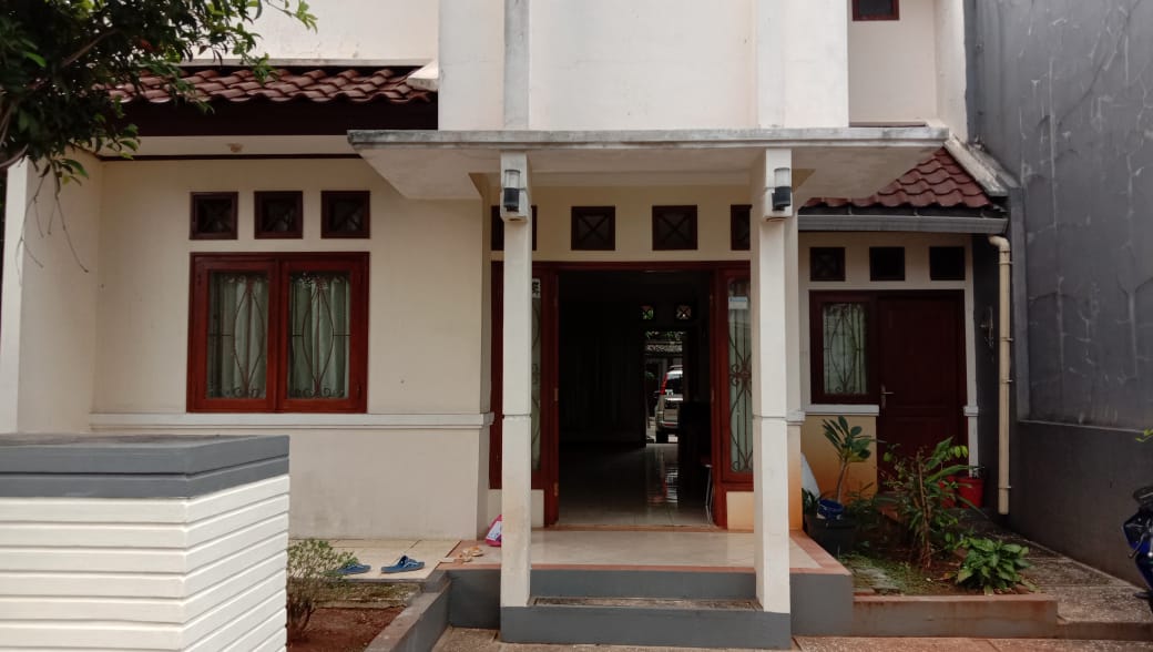 Dijual Rumah 2 Lantai di Komplek Perum Sawo Griya Kencana